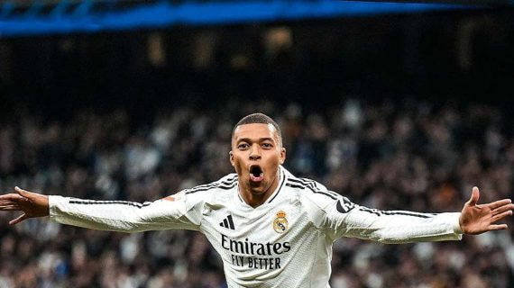 Mbappé, celebrando un gol.