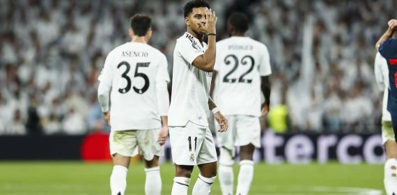 Rodrygo, haciendo su celebración contra el Salzburgo.