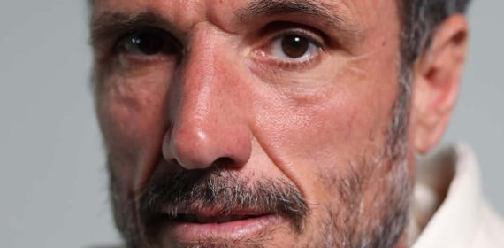 Chema Martínez, en su visita a Relevo.