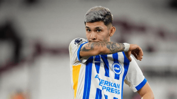 Julio Enciso en un partido.