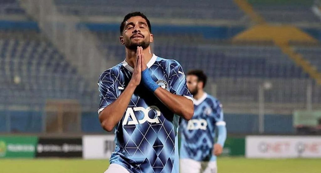 Ibrahim Adel celebra un gol con el Pyramids FC.