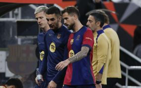 Iñigo Martínez se retiró lesionado.