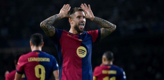 Íñigo Martínez, celebrando un gol con el FC Barcelona esta temporada.