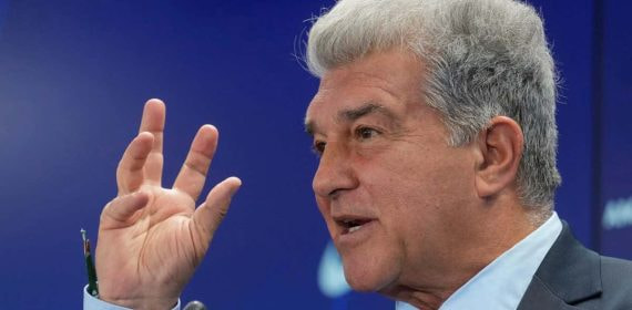 La regla del 1:1 le ha causado varios quebraderos de cabeza a Joan Laporta.