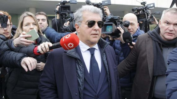 Joan Laporta tras salir de su declaración en la Ciutat de la Justicia.