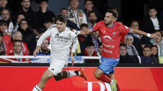 Lorenzo Aguado en su debut en Copa del Rey contra la Minera.