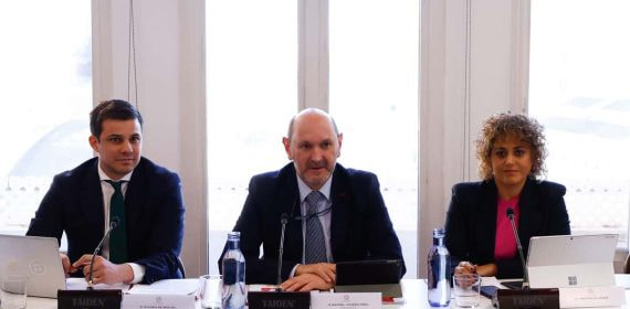 Rafael Louzán, en su primera junta directiva de la RFEF.