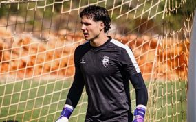 Lucas Cañizares, entrenando con Farense.