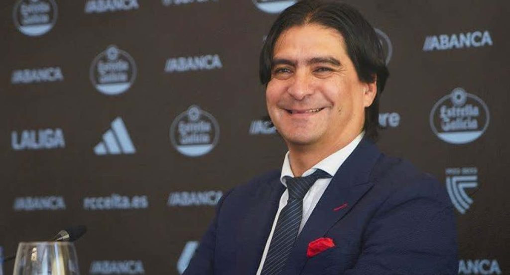 Marco Garcés, en una rueda de prensa con el Celta.