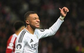 Mbappé, en el partido ante el Brest.