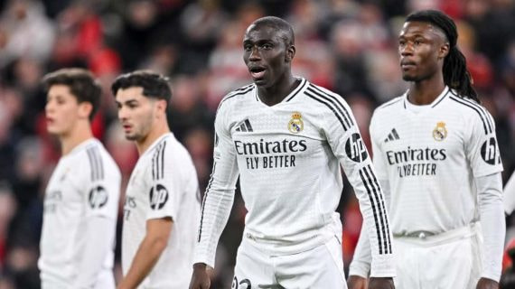 Mendy, durante el Liverpool-Real Madrid de noviembre.