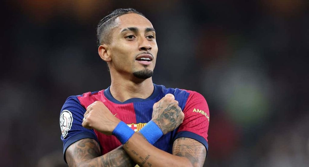 Raphinha es elegido como mejor jugador de la final de la Supercopa de España.