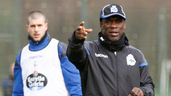Seedorf, en un entrenamiento con el Deportivo.