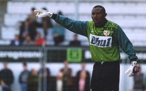 Wilfred Agbonavbare, en un partido con el Rayo Vallecano.