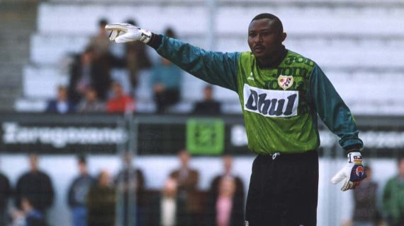 Wilfred Agbonavbare, en un partido con el Rayo Vallecano.