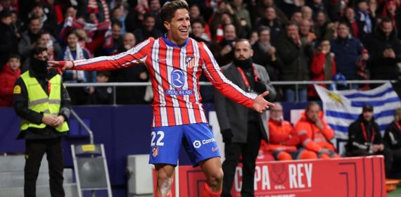 Giuliano celebra.