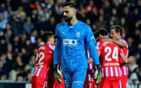 Mamardashvili tras recibir gol.