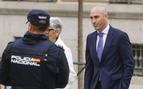 Luis Rubiales, expresidente de la RFEF, tras declarar en la Audiencia Nacional.