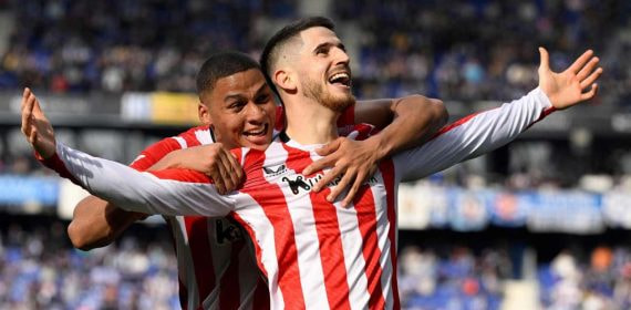 Sancet celebra un gol.