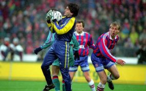 Carles Busquets jugó en el Barça desde la temporada 1990 hasta 1998.