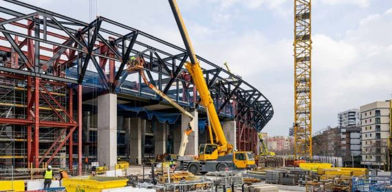 Los exteriores del Camp Nou siguen cogiendo forma.