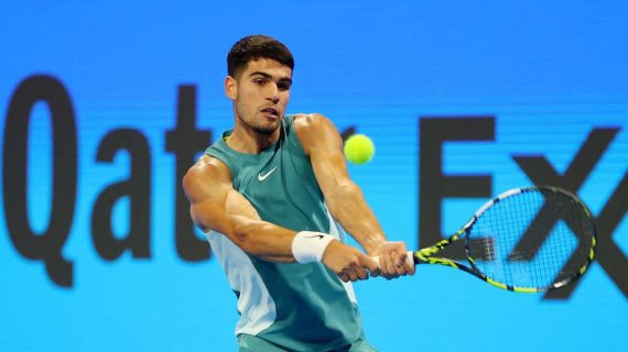 Carlos Alcaraz durante su participación en el Qatar Open.