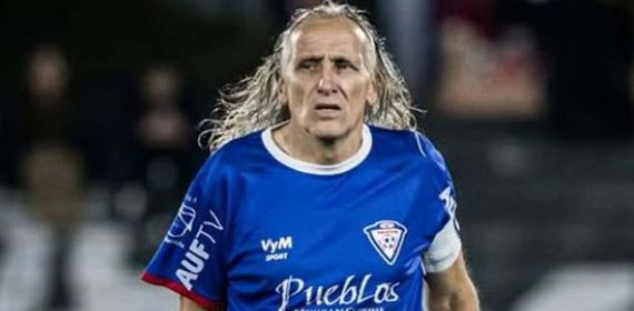 Robert Carmona, en uno de los partidos que ha jugado en su carrera deportiva.