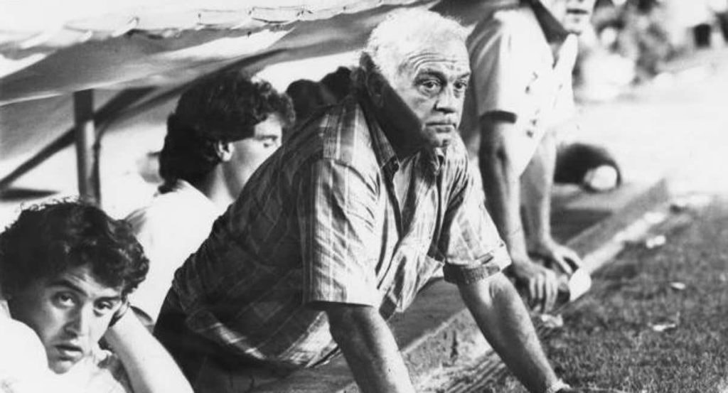 Di Stéfano fue el entrenador que dirigió al Valencia en los últimos meses de la temporada 1985/1986.