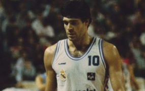 Fernando Martín en su etapa como jugador del Real Madrid, en un partido de 1988.
