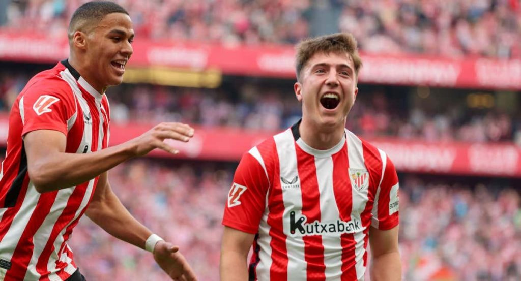 Mikel Jauregizar celebrando un gol de Athletic Club.