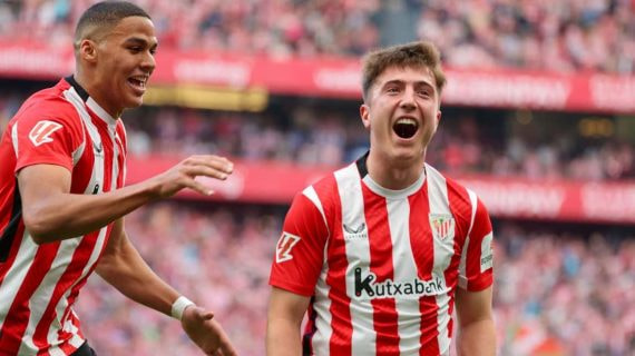 Mikel Jauregizar celebrando un gol de Athletic Club.