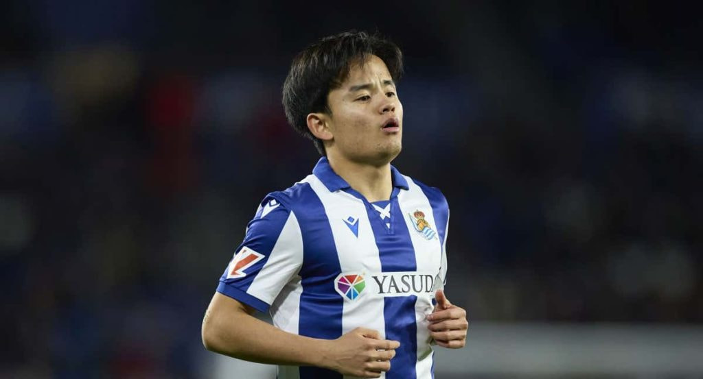 Takefusa Kubo jugando con la Real Sociedad en Anoeta.
