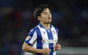 Takefusa Kubo jugando con la Real Sociedad en Anoeta.