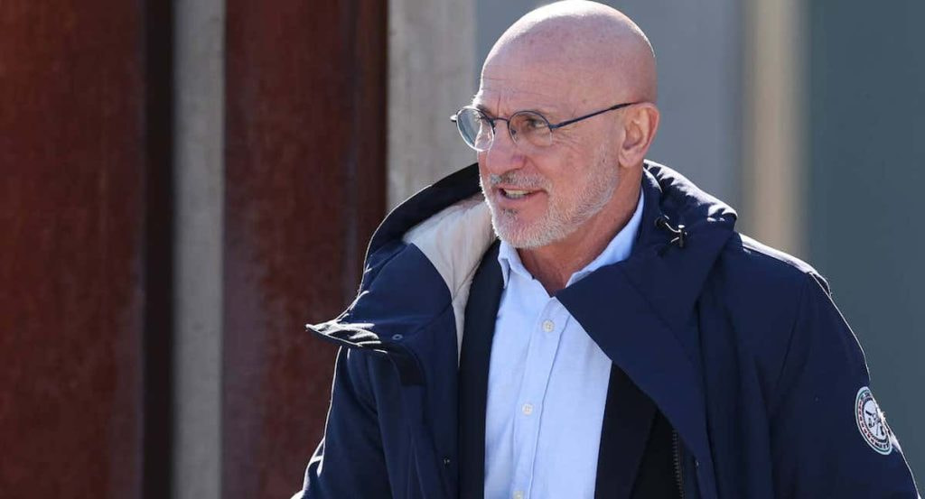 Luis de la Fuente, seleccionador español, en su llegada a la Audiencia Nacional para el juicio del 'Caso Rubiales'.