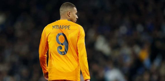 Kylian Mbappé, en el Etihad Stadium.