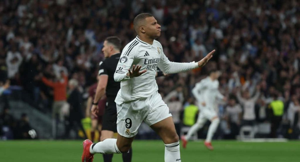 Mbappé celebra su gol en el Santiago Bernabéu contra el Manchester City.