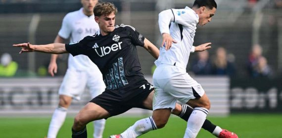 Nico Paz, en el último partido del Como.