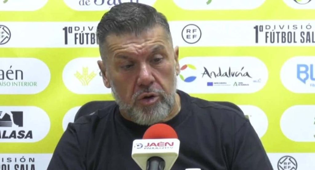 Nicolás Sabariego durante una rueda de prensa.
