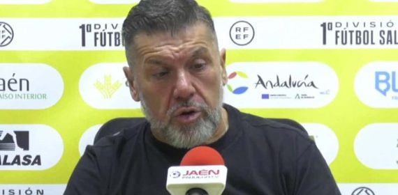 Nicolás Sabariego durante una rueda de prensa.