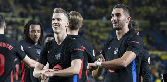 Dani Olmo y Ferran Torres, en una de las celebraciones después del 0-2 del FC Barcelona.