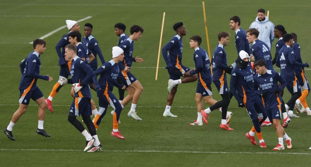 El Real Madrid, en un entrenamiento en Valdebebas.