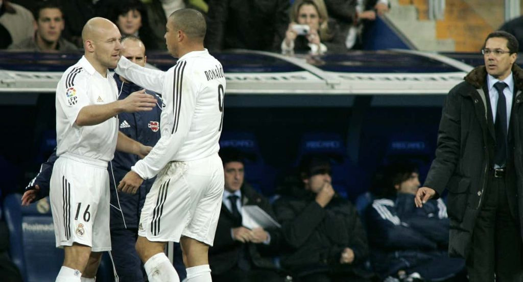 Gravesen y Ronaldo, durante su etapa en el Real Madrid.