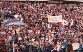 La grada de Sarrià, en un encuentro jugado en los años 70.