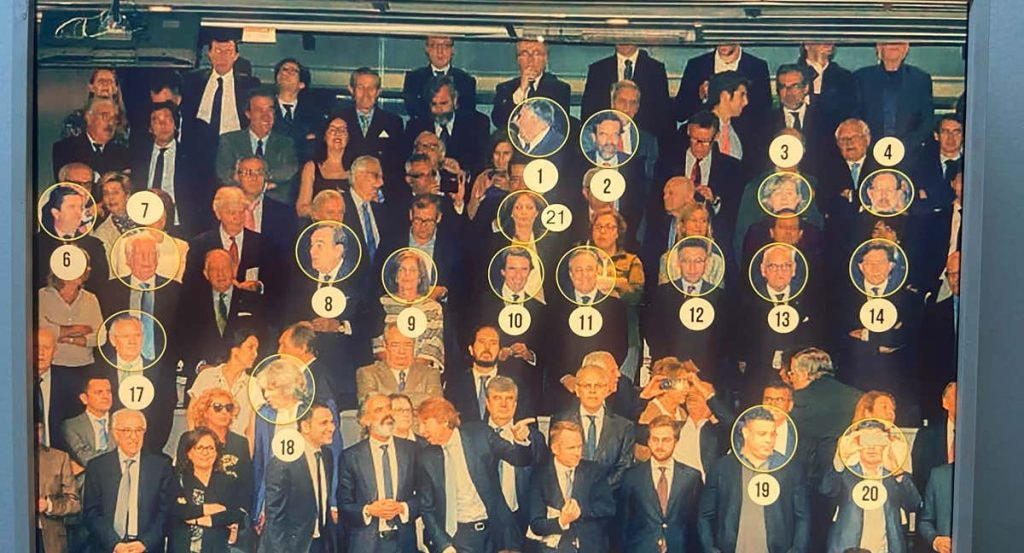 El fotografía del palco del Bernabéu expuesta en la exposición.