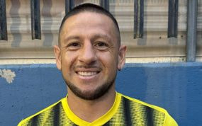 Carlos Acuña, jugador del CD Betis Florida.