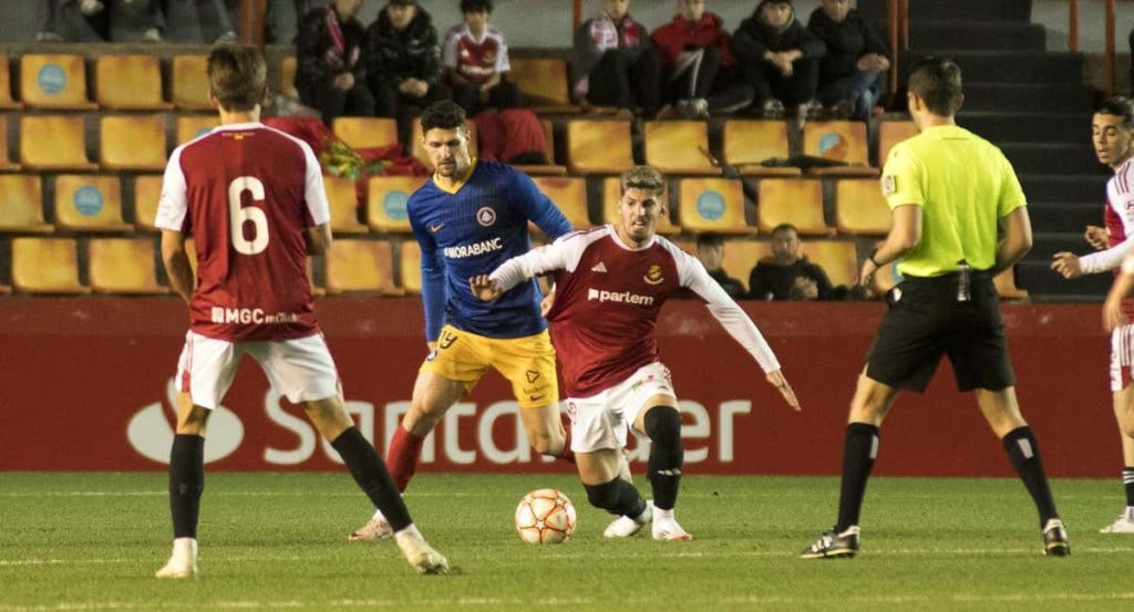El Andorra, como visitante en el Nou Estadi de Tarragona.