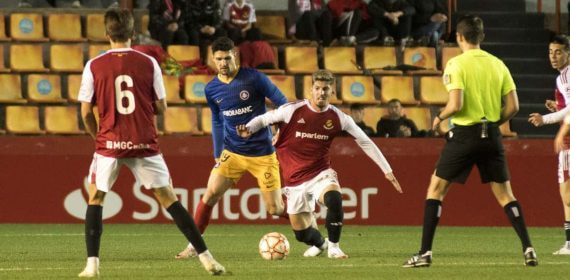 El Andorra, como visitante en el Nou Estadi de Tarragona.