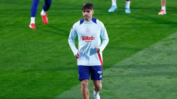 Asencio, en un entrenamiento con la Selección.