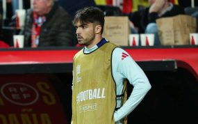 Raúl Asencio, en Mestalla con la Selección.