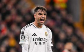 Asencio, con el Real Madrid.